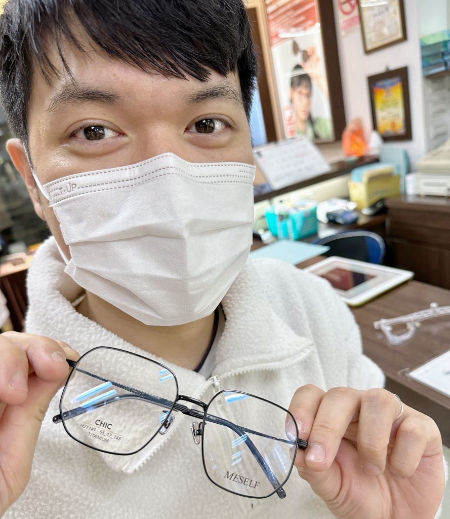 7dfbe4a7 61fb 49c9 860b 0d5d0e5d98a4(1)